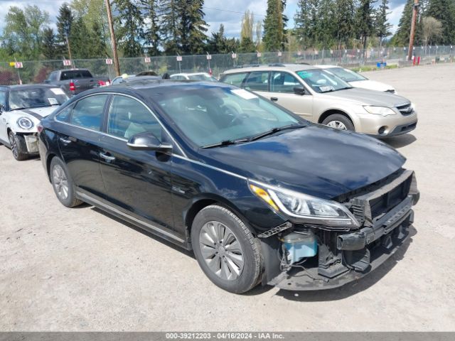 HYUNDAI SONATA HYBRID 2017 kmhe24l18ha043692