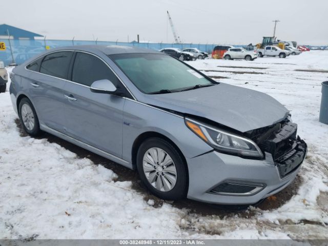 HYUNDAI SONATA HYBRID 2017 kmhe24l18ha047659