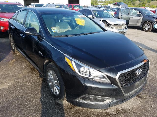 HYUNDAI SONATA HYB 2017 kmhe24l18ha058015