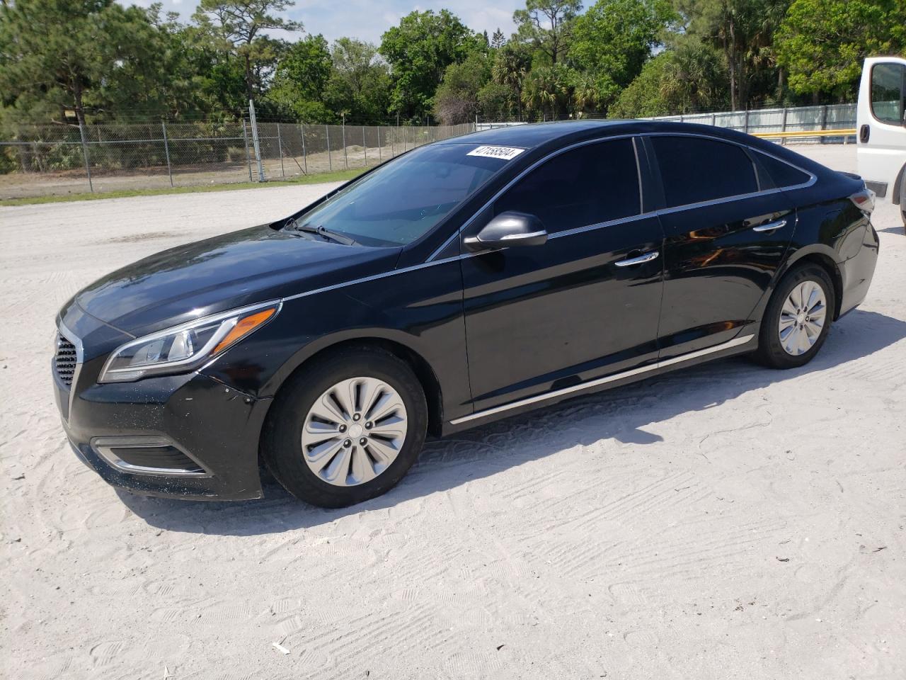 HYUNDAI SONATA 2017 kmhe24l18ha059097