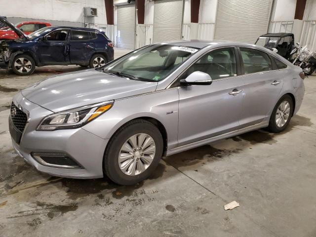 HYUNDAI SONATA HYB 2016 kmhe24l19ga025586