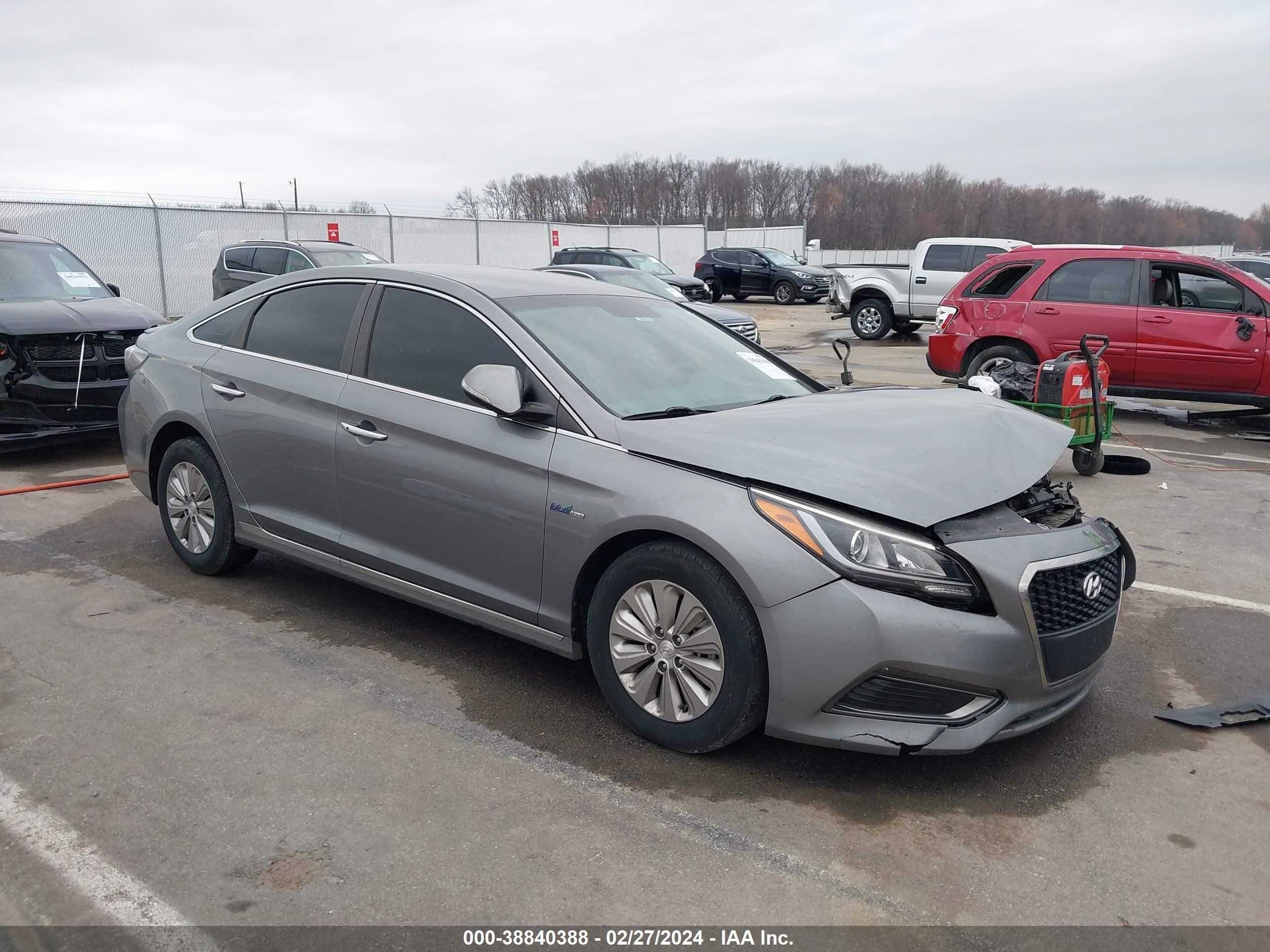 HYUNDAI SONATA 2017 kmhe24l19ha060422