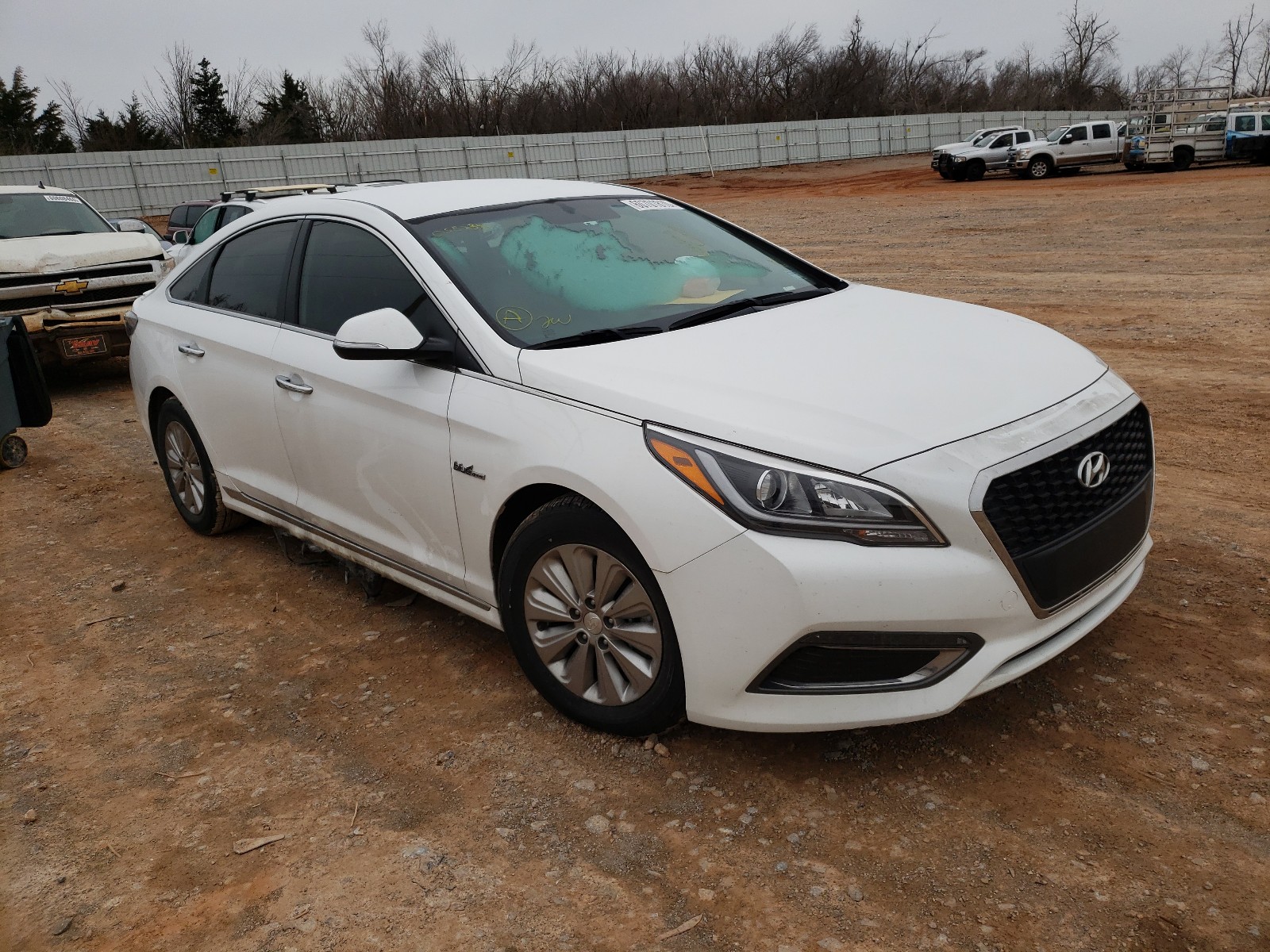 HYUNDAI SONATA HYB 2017 kmhe24l1xha058338