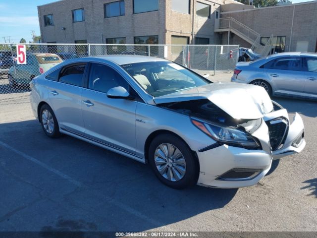 HYUNDAI SONATA 2017 kmhe24l32ha063406