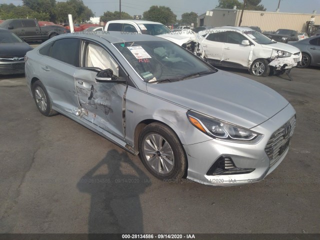 HYUNDAI SONATA HYBRID 2018 kmhe24l35ja081064