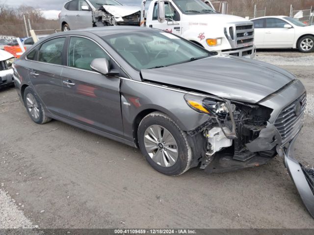 HYUNDAI SONATA 2018 kmhe24l37ja079025