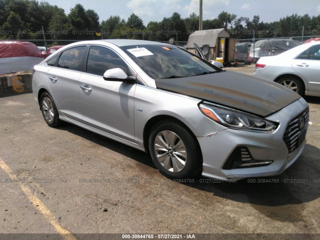 HYUNDAI SONATA HYBRID 2018 kmhe24l37ja079199