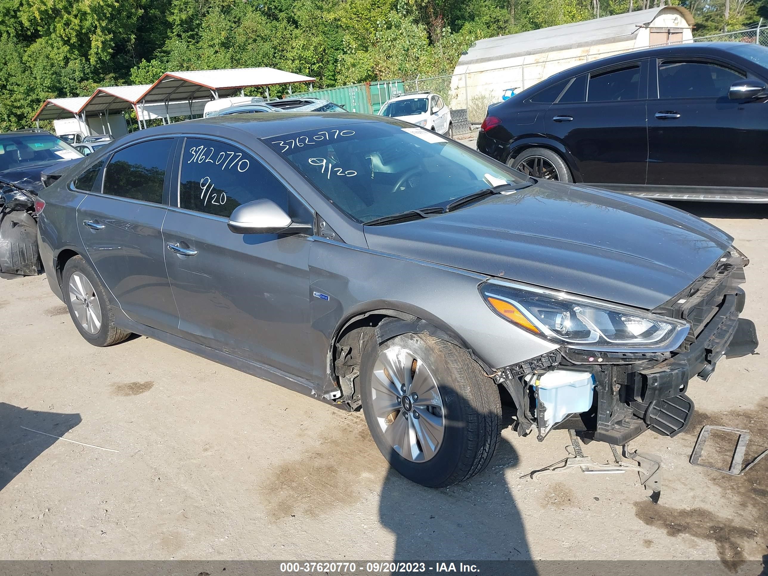 HYUNDAI SONATA 2018 kmhe24l38ja080250