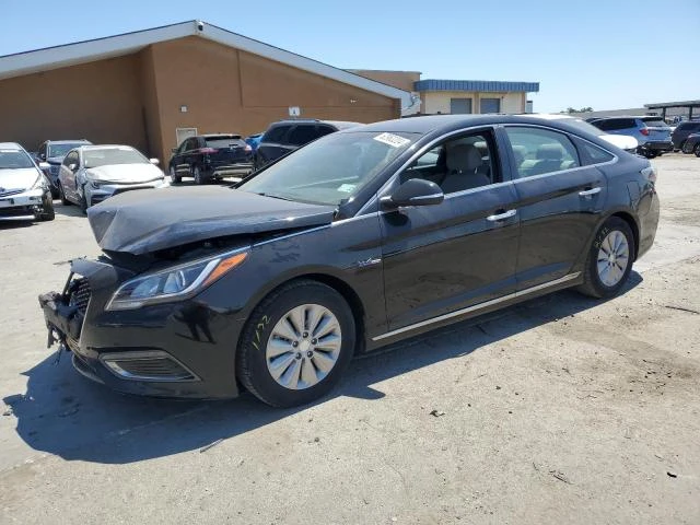 HYUNDAI SONATA HYB 2017 kmhe24l39ha061359