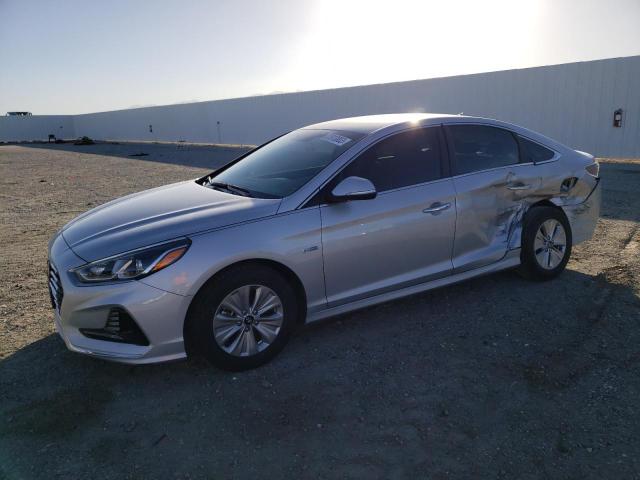 HYUNDAI SONATA HYB 2019 kmhe24l39ka087645