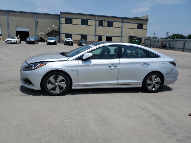 HYUNDAI SONATA HYB 2016 kmhe34l10ga027997