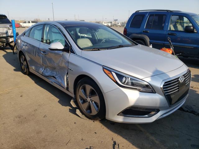 HYUNDAI SONATA HYB 2016 kmhe34l1xga025738