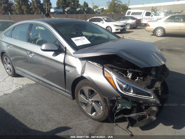 HYUNDAI SONATA HYBRID 2017 kmhe34l35ha066880