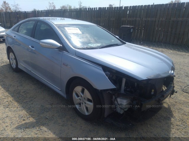 HYUNDAI SONATA 2011 kmhec4a40ba001096