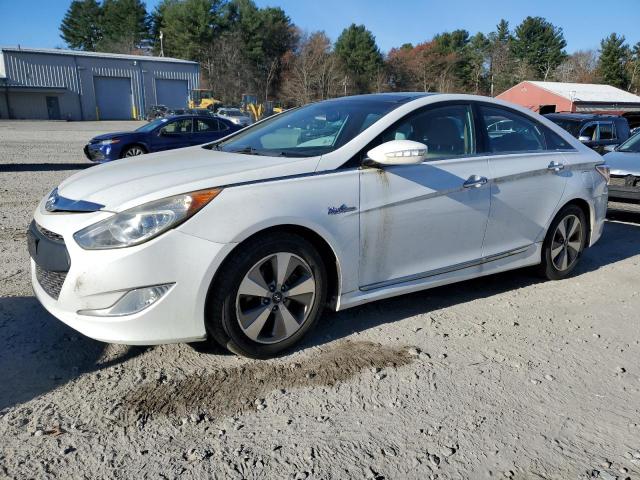 HYUNDAI SONATA HYB 2011 kmhec4a40ba009618