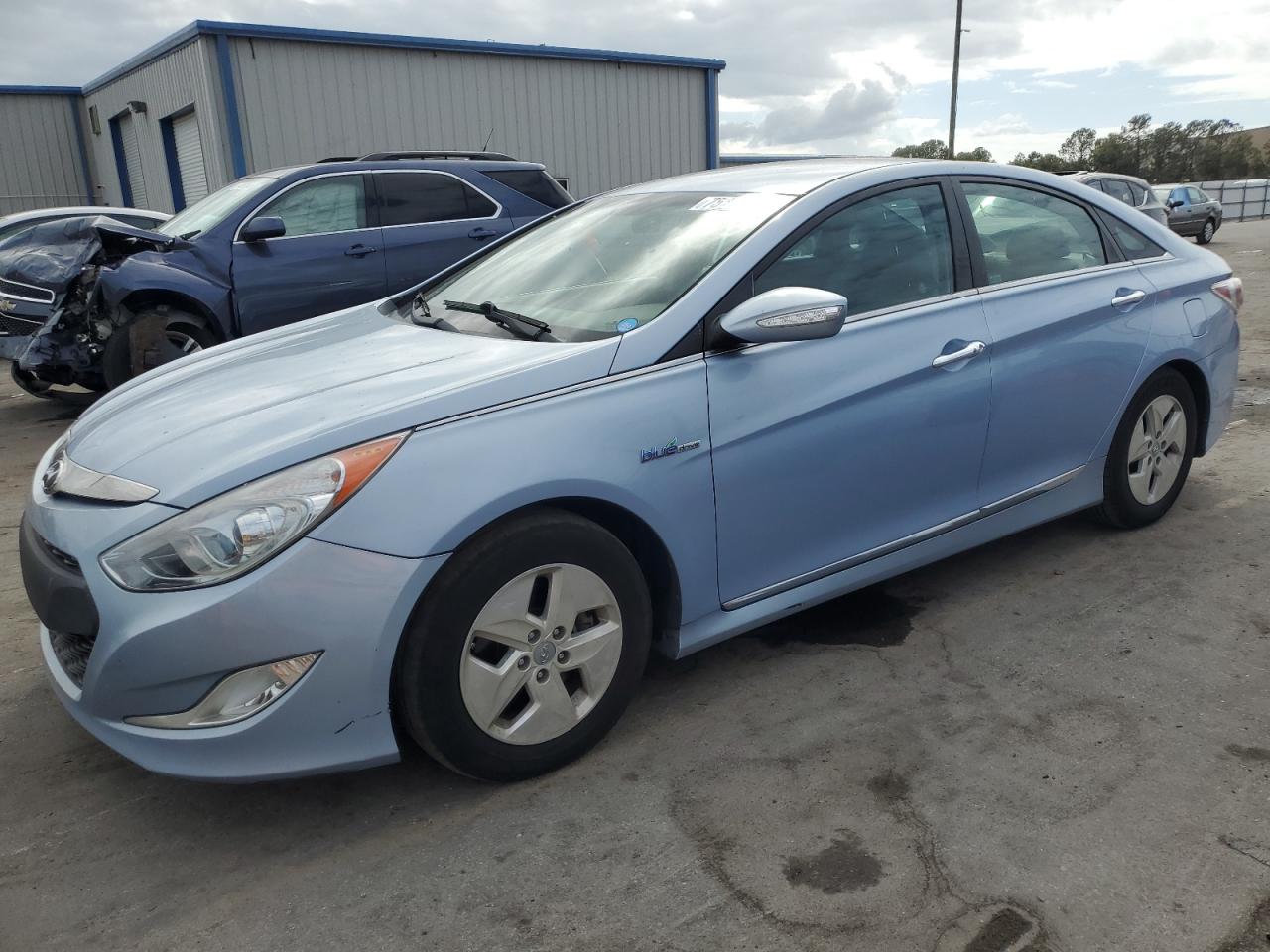 HYUNDAI SONATA 2011 kmhec4a41ba005125