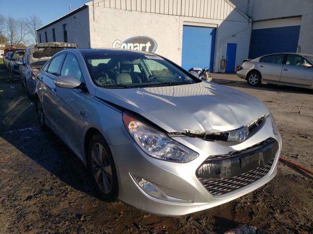 HYUNDAI SONATA HYB 2011 kmhec4a41ba018215