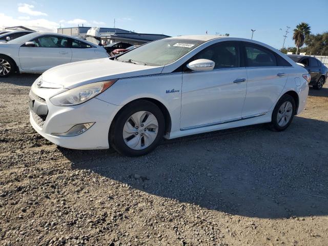 HYUNDAI SONATA HYB 2014 kmhec4a41ea108355