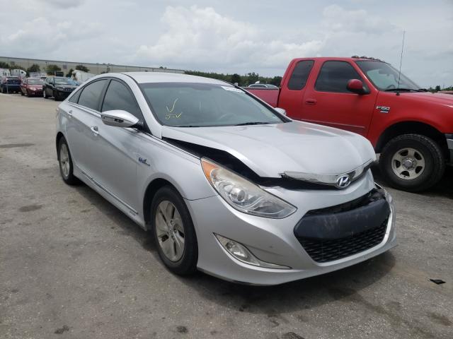 HYUNDAI SONATA HYB 2015 kmhec4a41fa128140