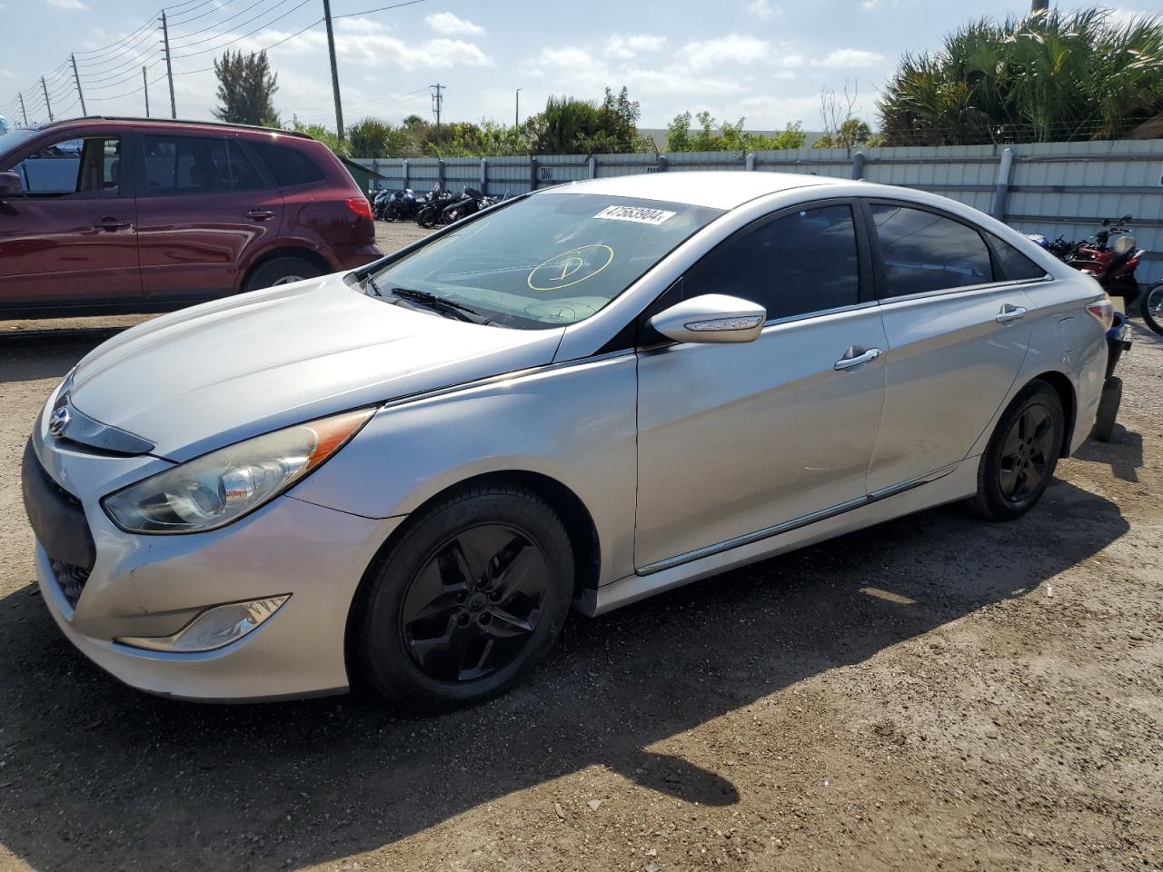 HYUNDAI SONATA 2011 kmhec4a43ba006082