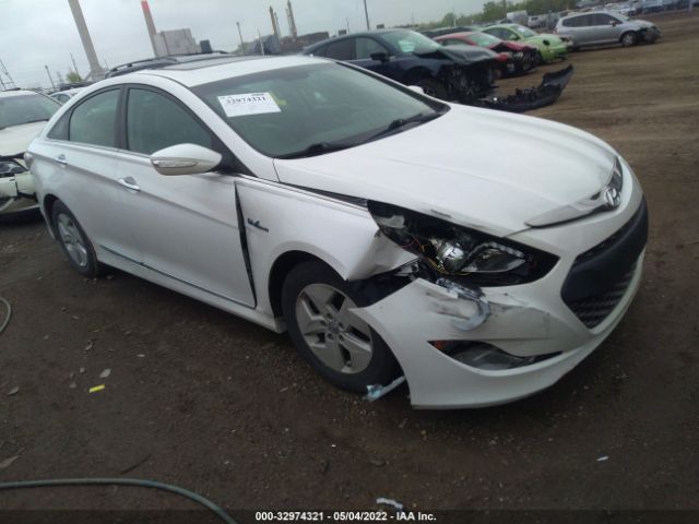 HYUNDAI SONATA 2011 kmhec4a44ba001120