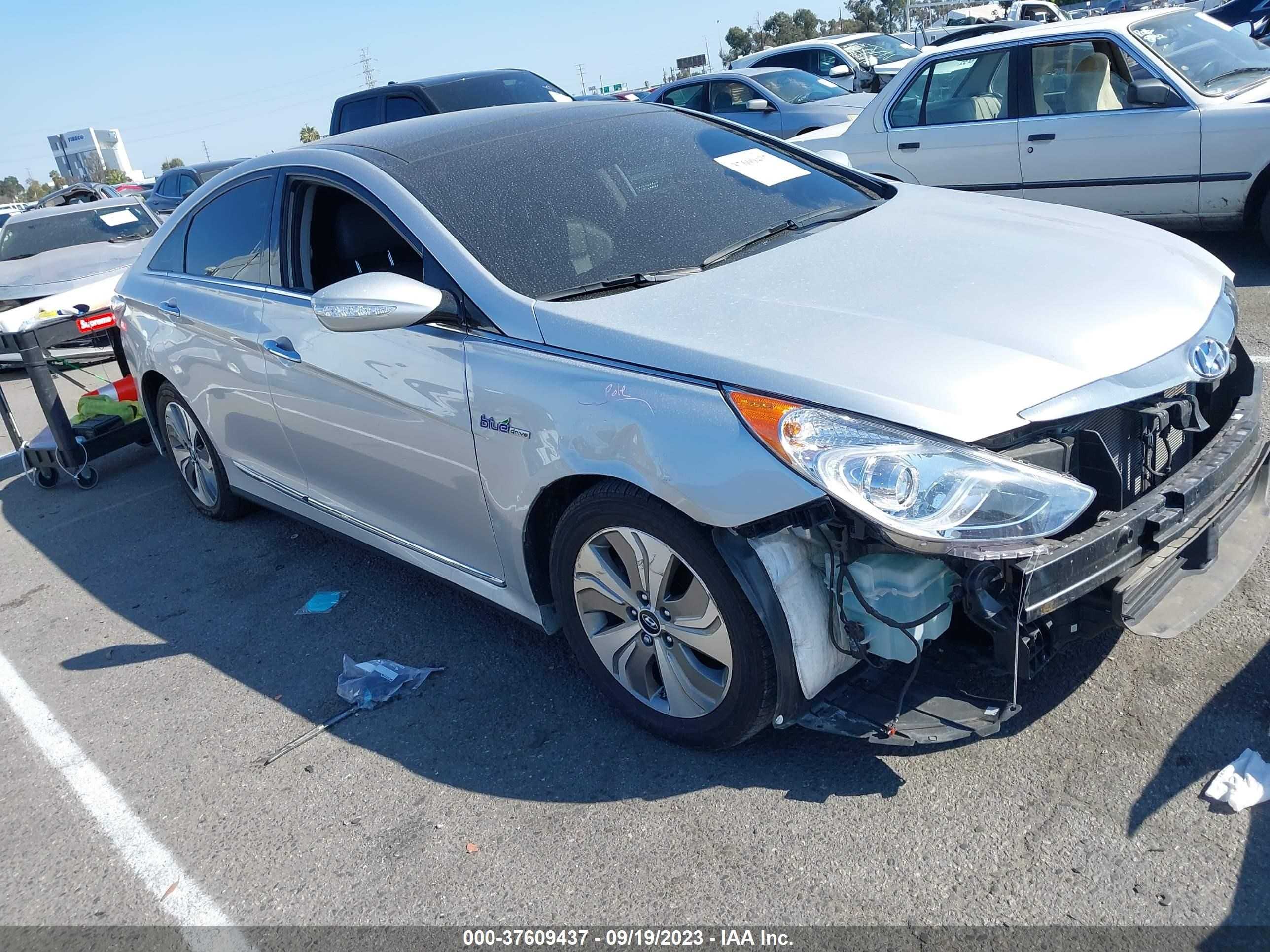 HYUNDAI SONATA 2013 kmhec4a44da069596