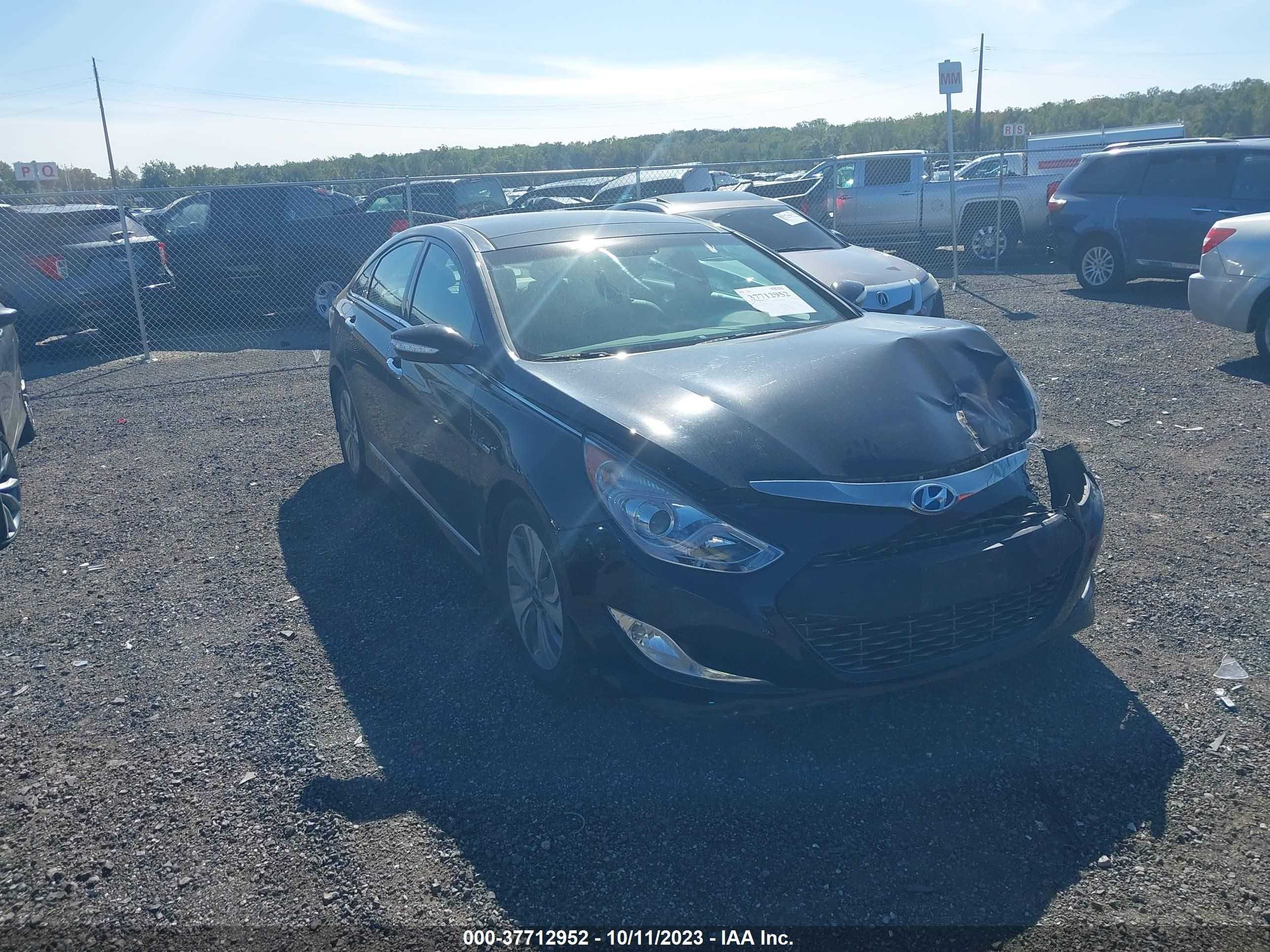 HYUNDAI SONATA 2015 kmhec4a44fa122476