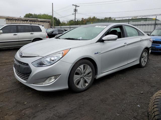 HYUNDAI SONATA HYB 2015 kmhec4a44fa126219