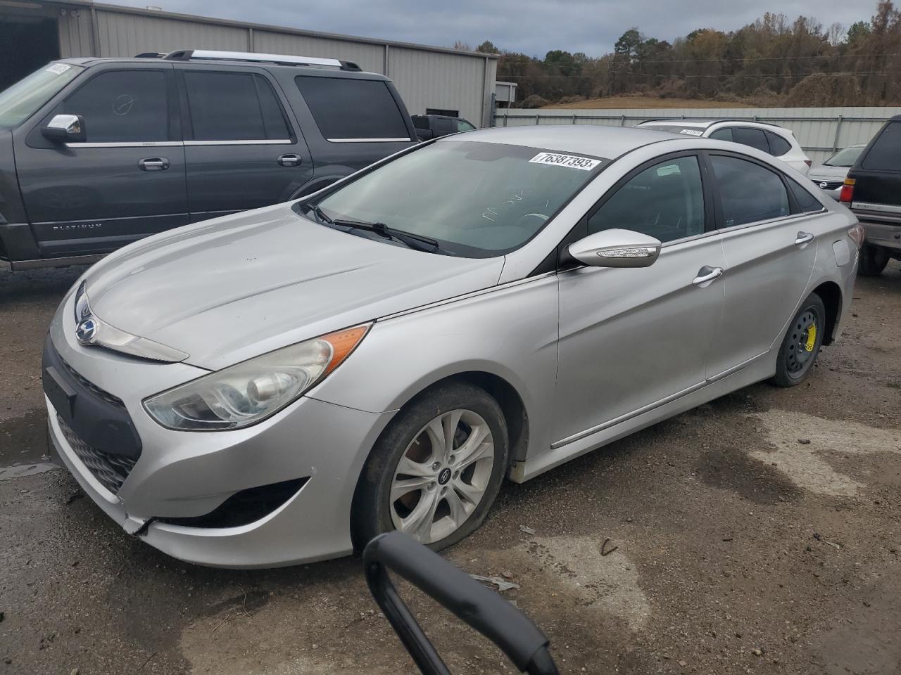 HYUNDAI SONATA 2011 kmhec4a45ba004852