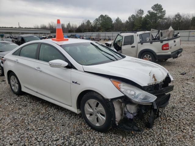 HYUNDAI SONATA HYB 2014 kmhec4a45ea117401