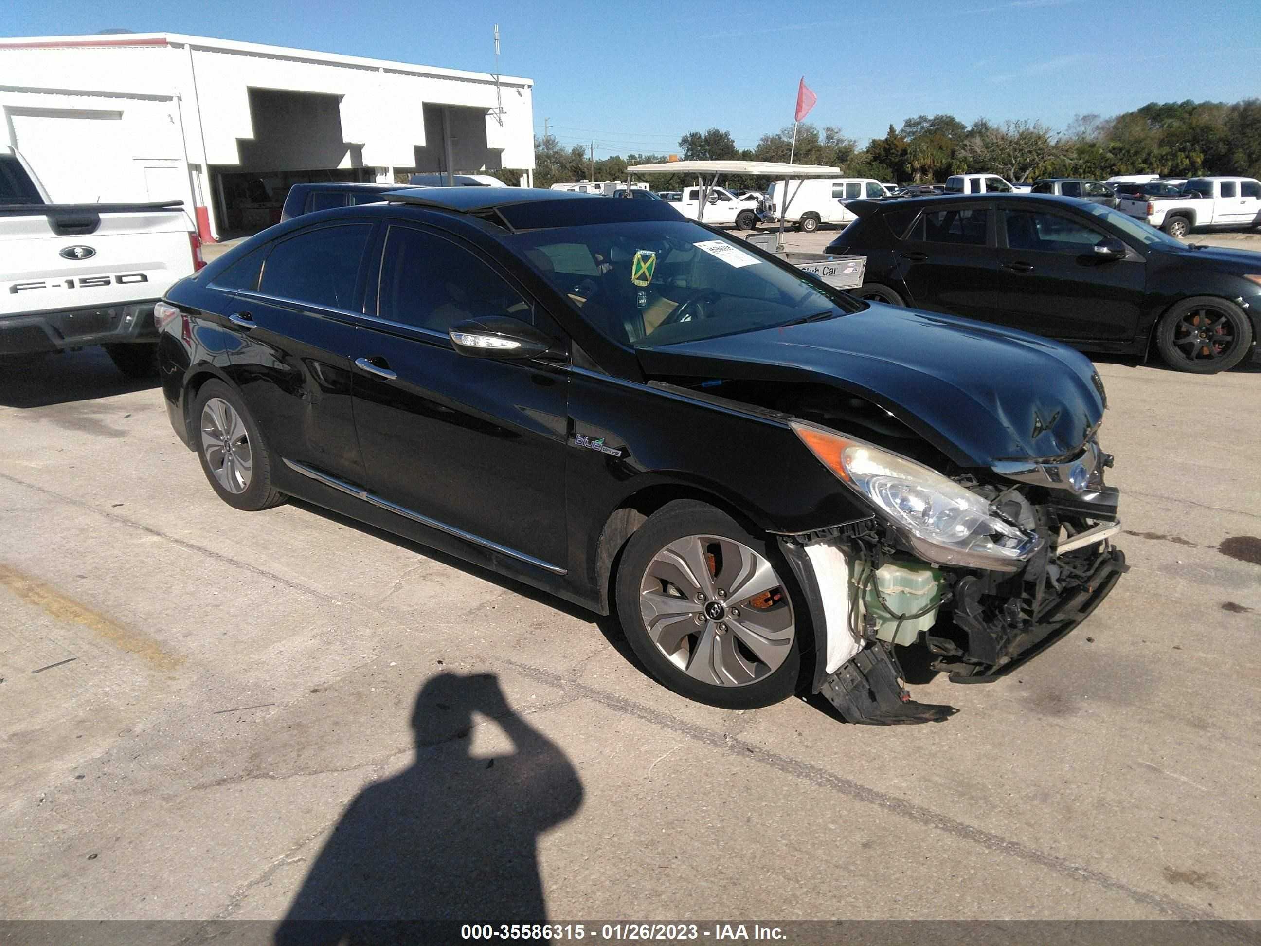 HYUNDAI SONATA 2015 kmhec4a45fa119358