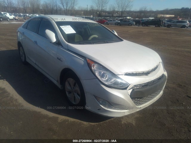 HYUNDAI SONATA HYBRID 2015 kmhec4a45fa139738