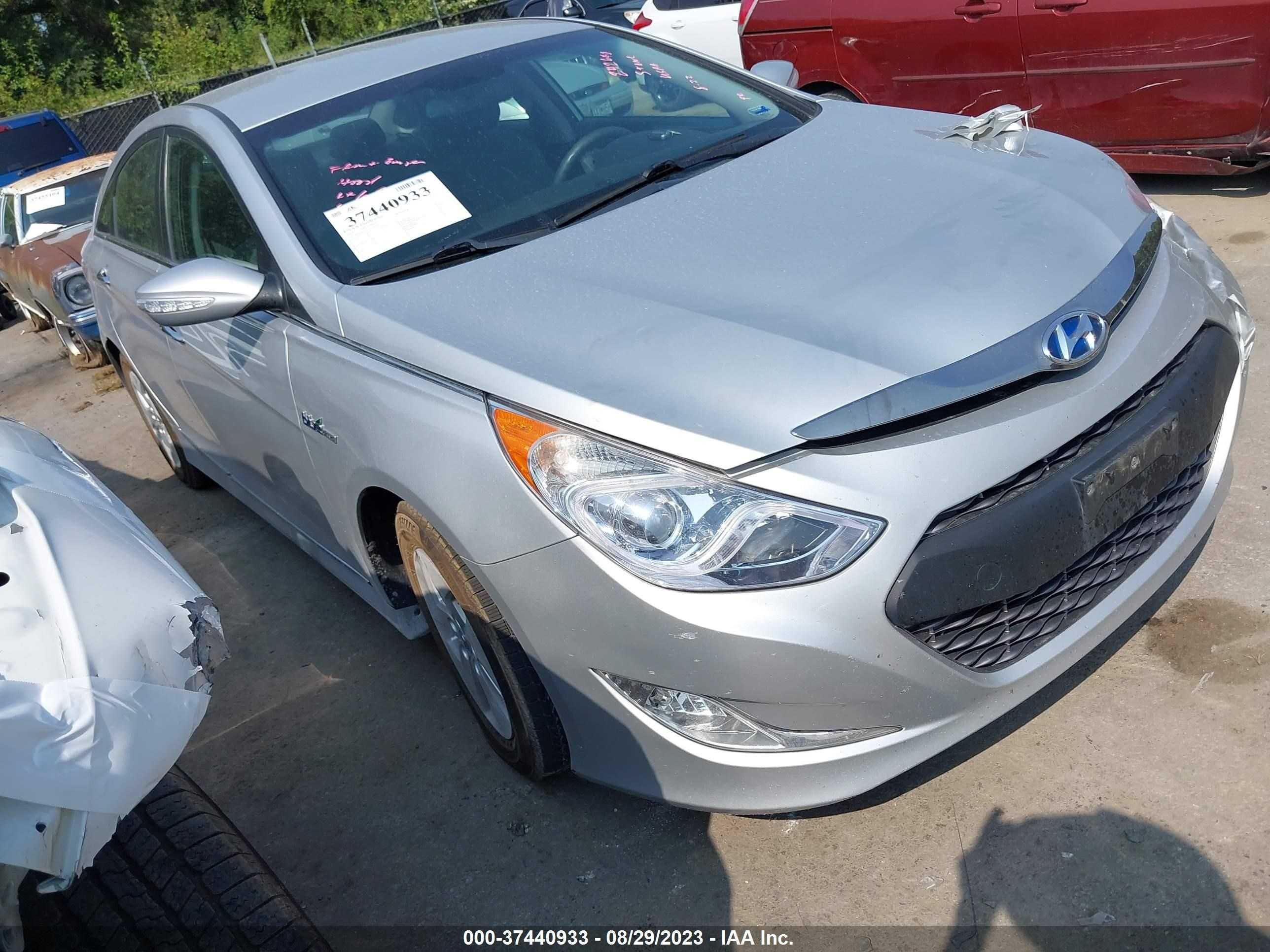 HYUNDAI SONATA 2012 kmhec4a47ca019953