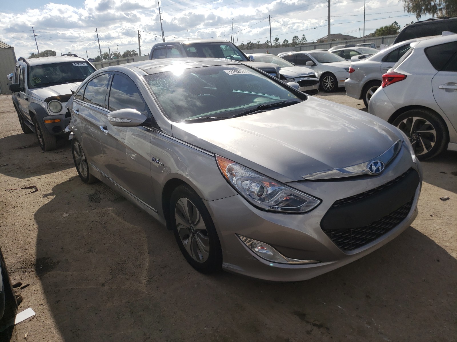 HYUNDAI NULL 2014 kmhec4a47ea105024