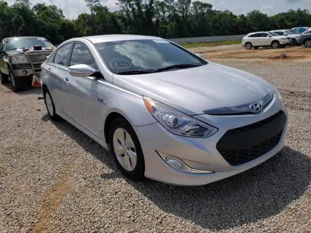 HYUNDAI SONATA HYB 2015 kmhec4a47fa137196