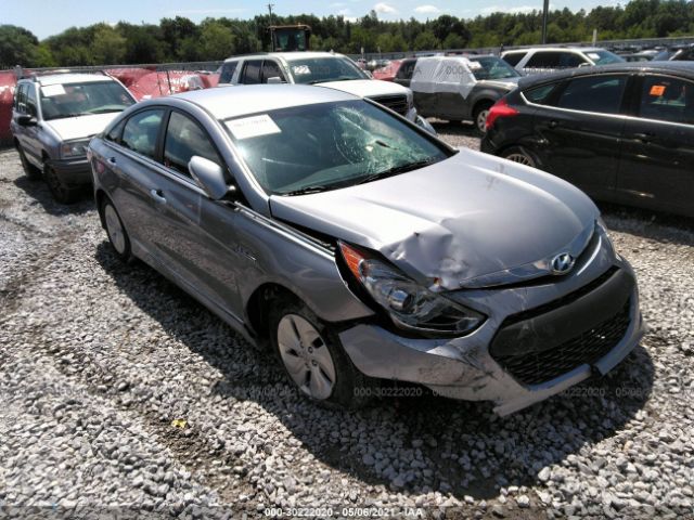 HYUNDAI SONATA HYBRID 2015 kmhec4a48fa133111