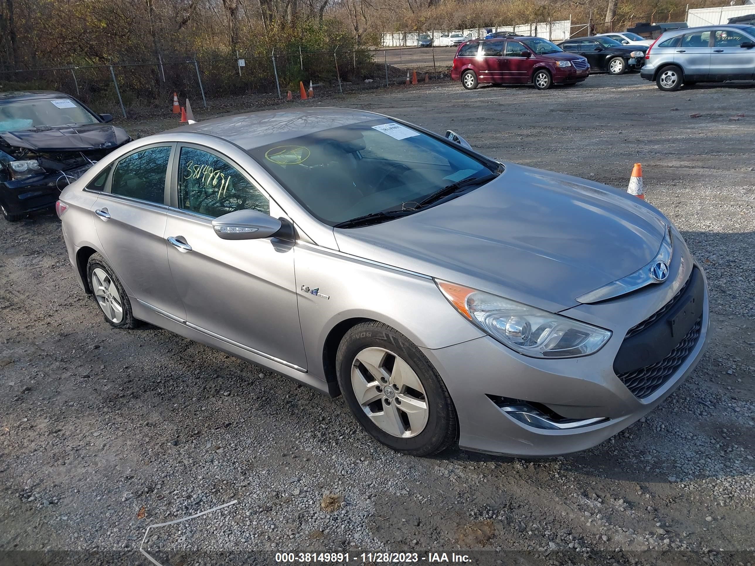 HYUNDAI SONATA 2012 kmhec4a49ca022823