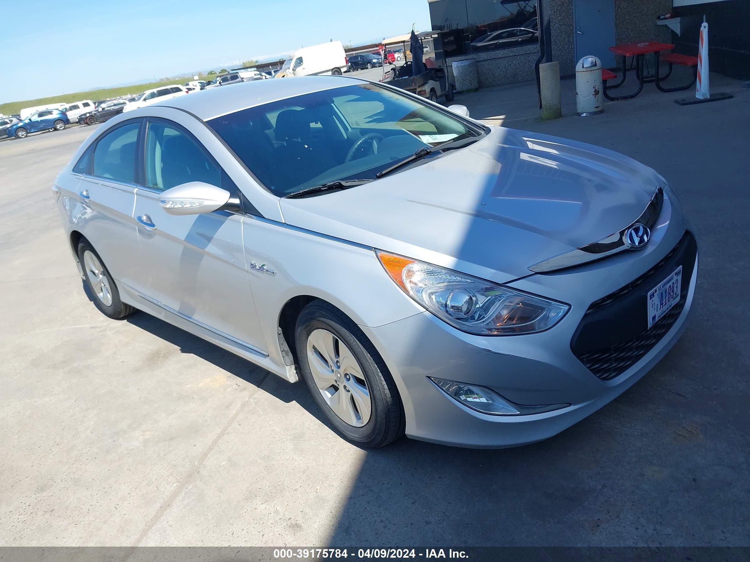 HYUNDAI SONATA 2015 kmhec4a49fa130993