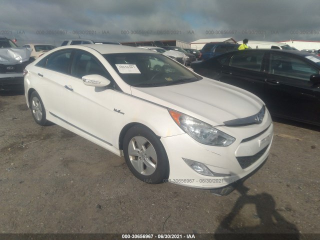 HYUNDAI SONATA 2011 kmhec4a4xba001994