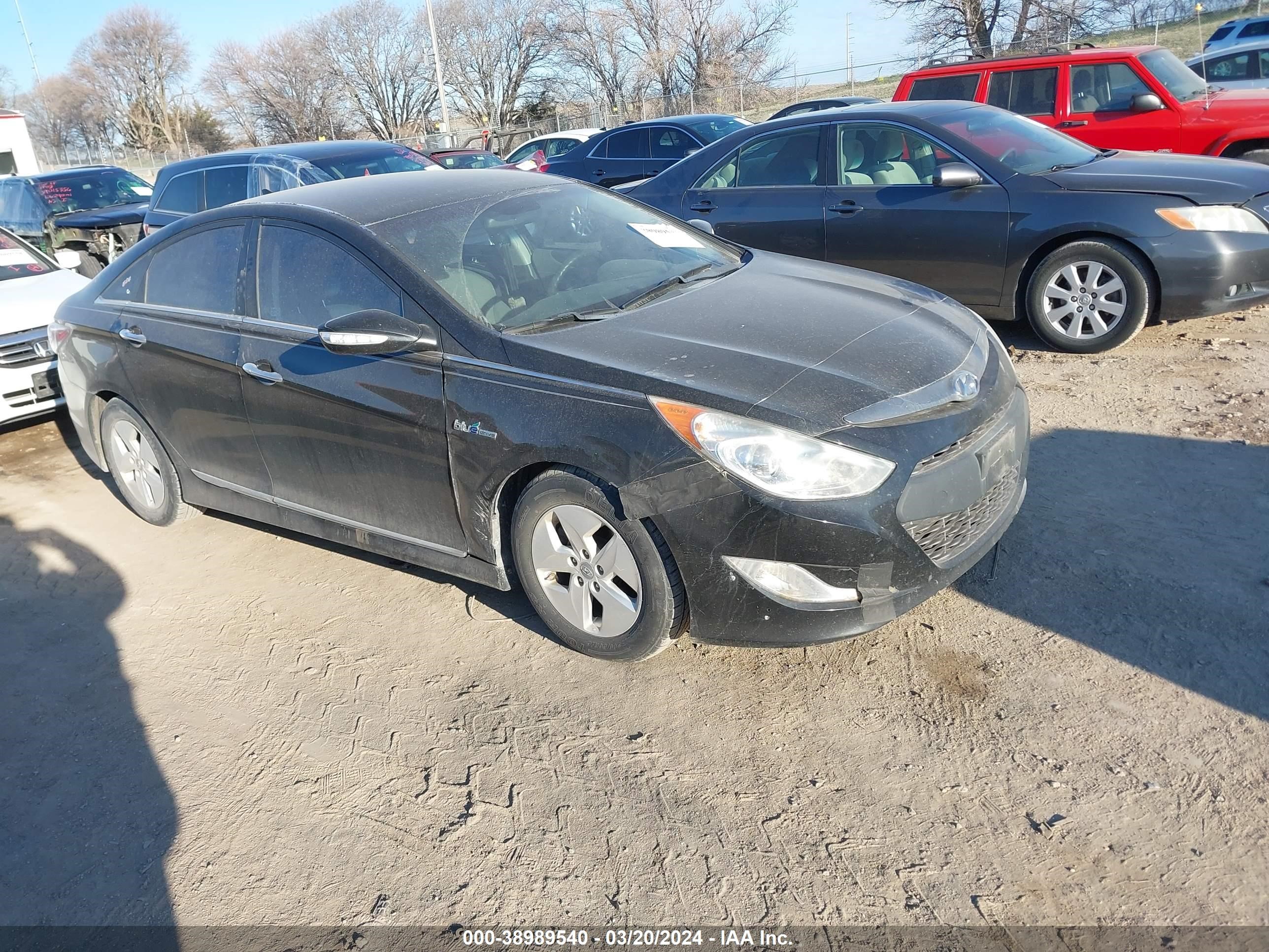 HYUNDAI SONATA 2011 kmhec4a4xba002322