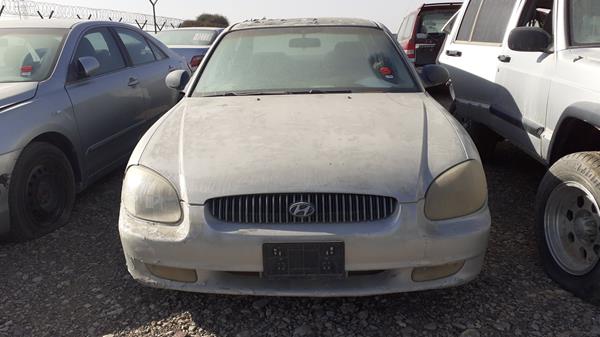 HYUNDAI SONATA 2001 kmhem41bp1a391018