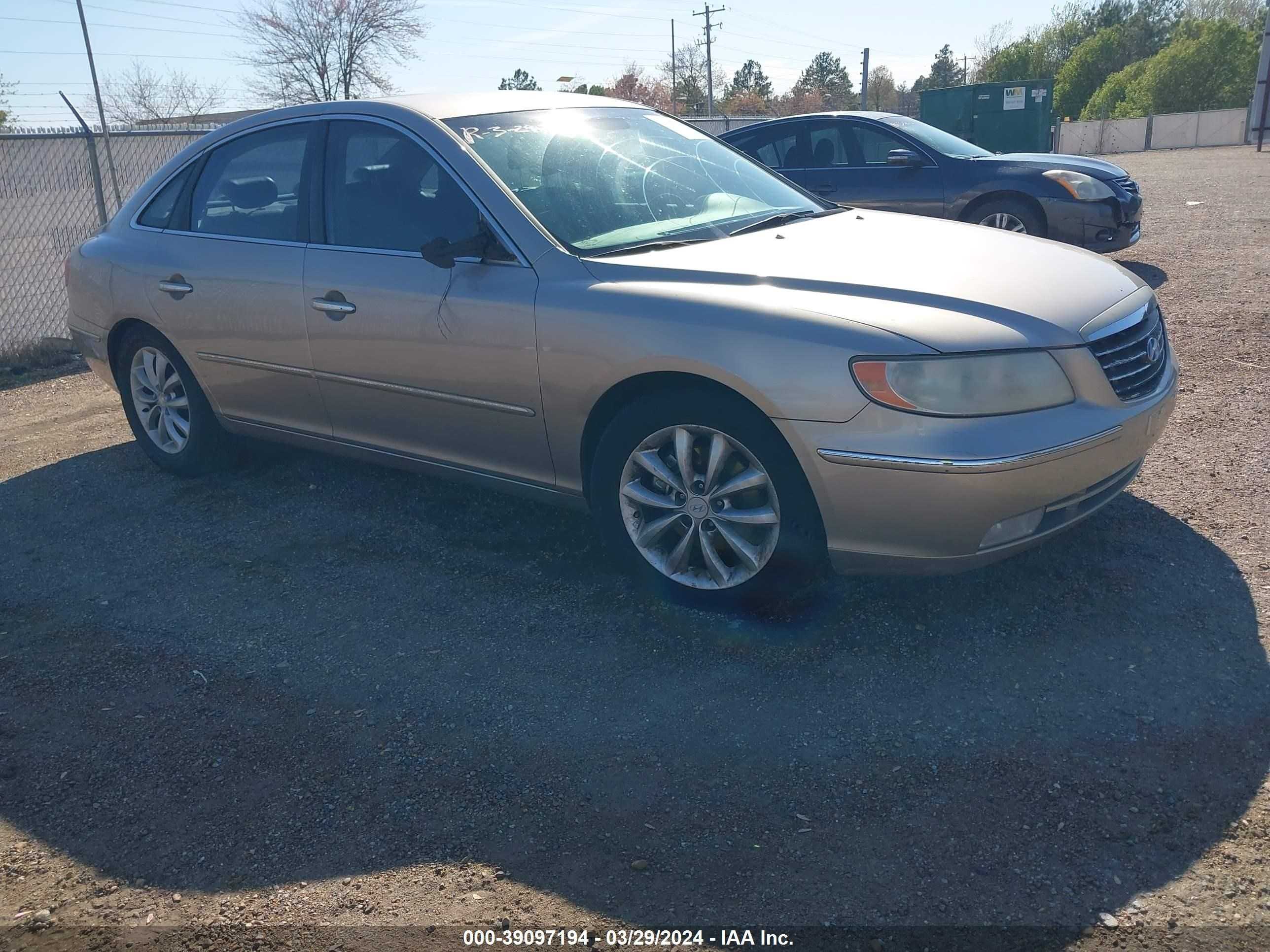 HYUNDAI AZERA 2006 kmhfc46f16a124961