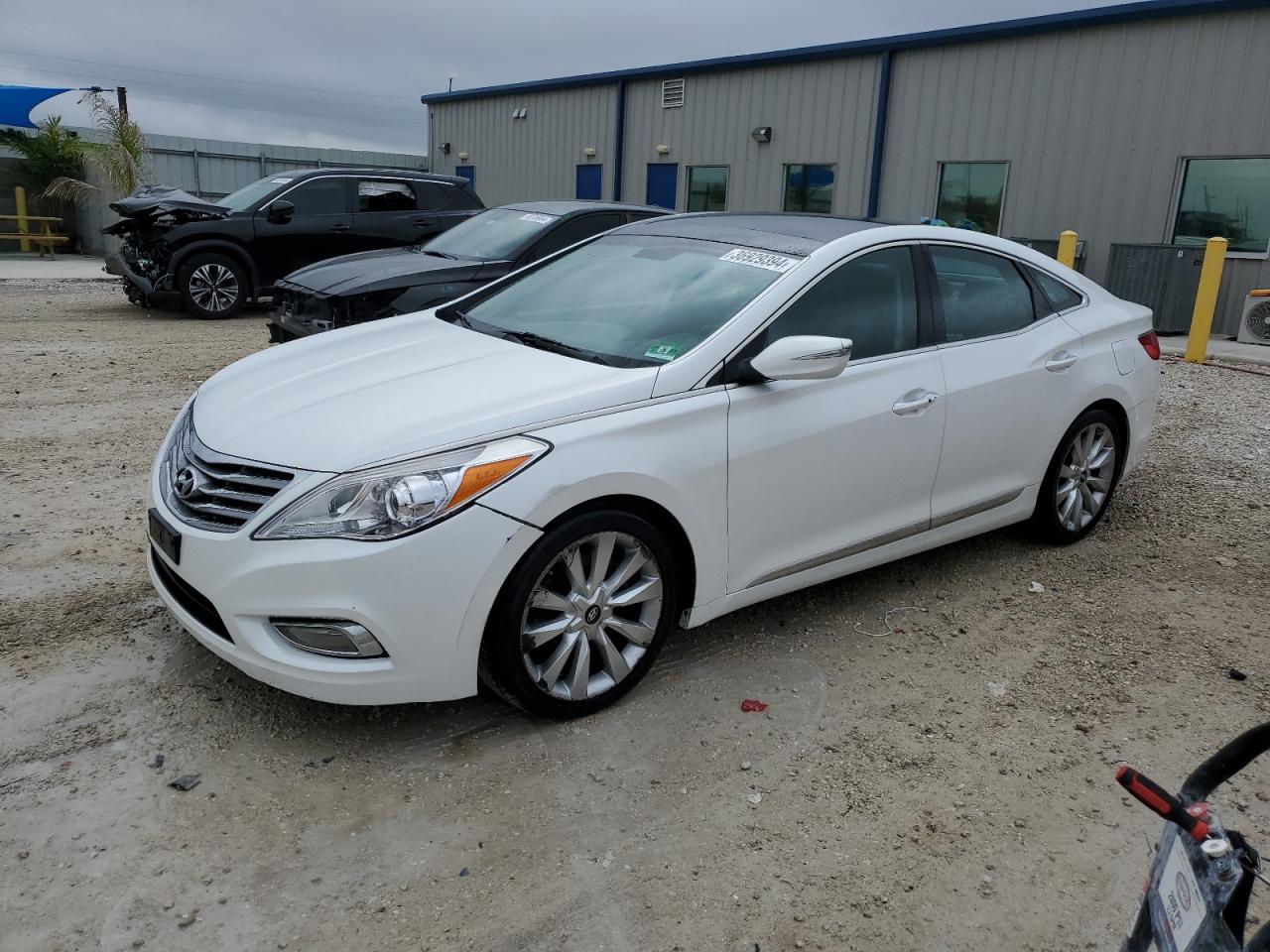 HYUNDAI AZERA 2012 kmhfh4jg1ca140882