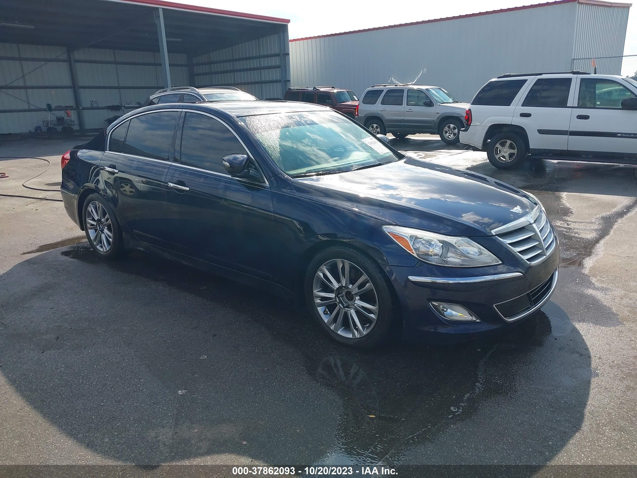 HYUNDAI GENESIS 2012 kmhgc4dd7cu208315