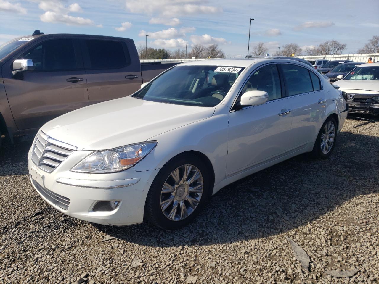 HYUNDAI GENESIS 2011 kmhgc4de2bu136012