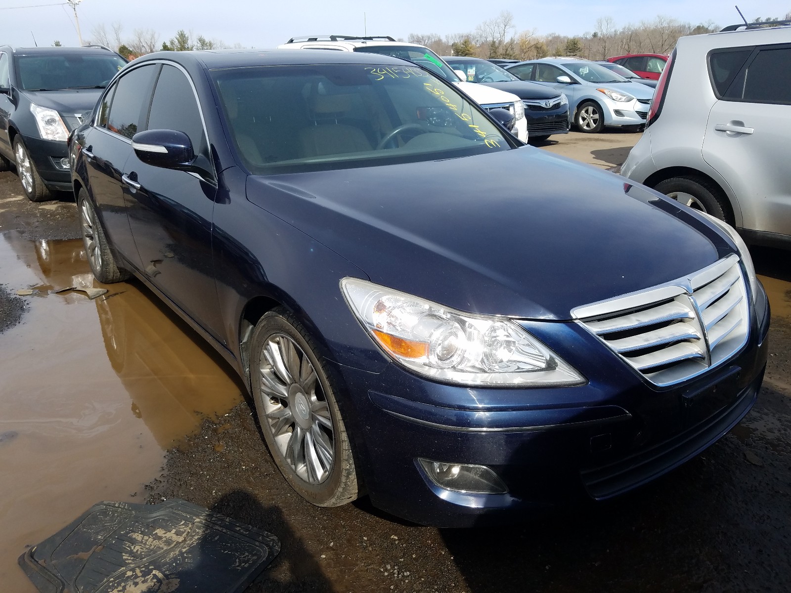 HYUNDAI GENESIS 3. 2011 kmhgc4de4bu140305