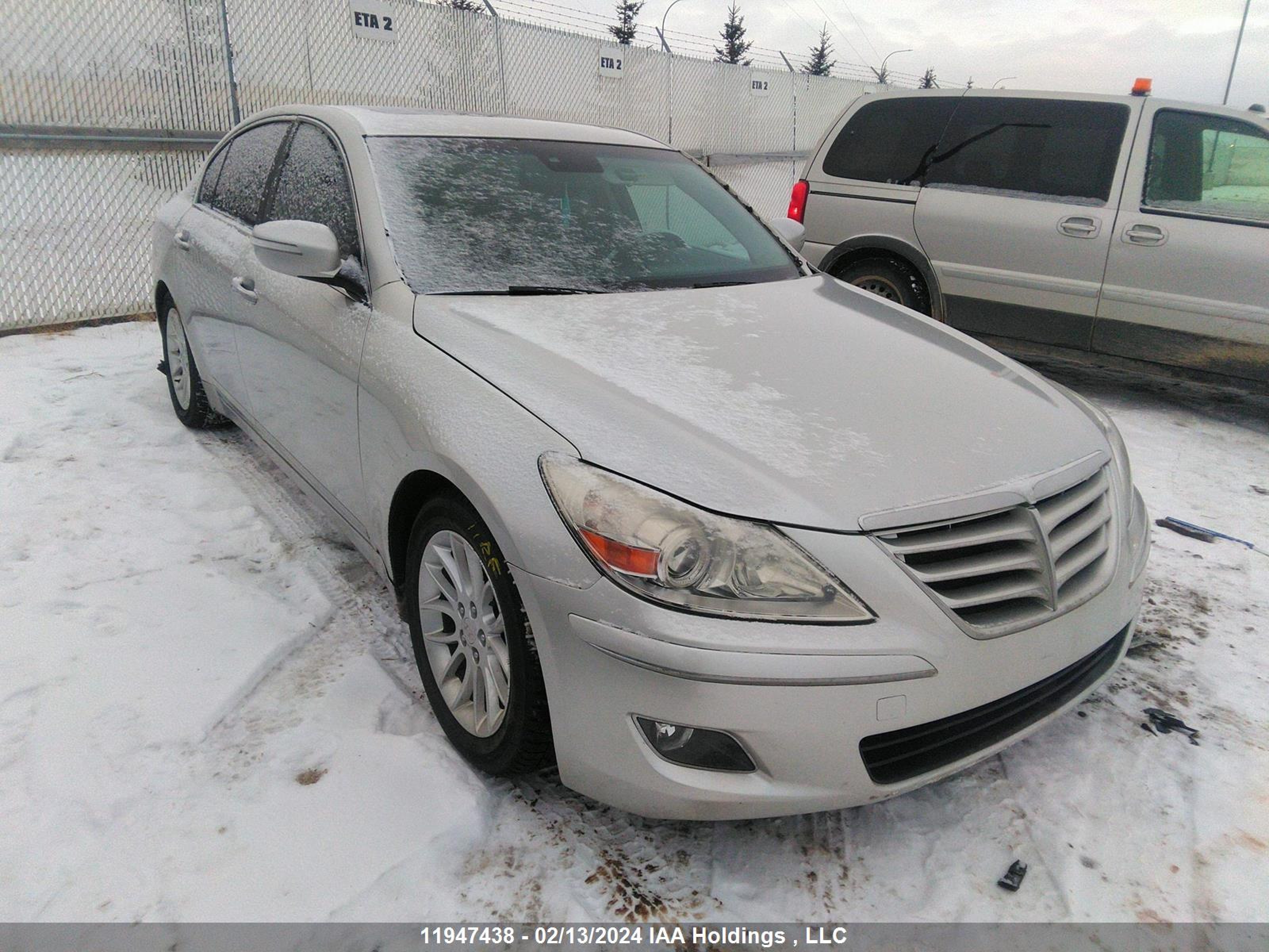 HYUNDAI GENESIS 2010 kmhgc4de6au091820