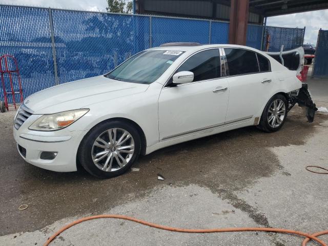 HYUNDAI GENESIS 4. 2010 kmhgc4df1au109861