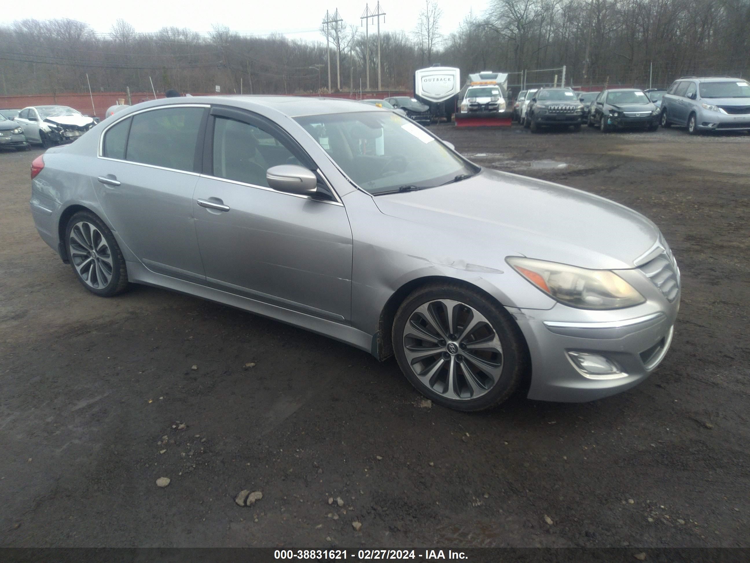 HYUNDAI GENESIS 2012 kmhgc4dh5cu211829