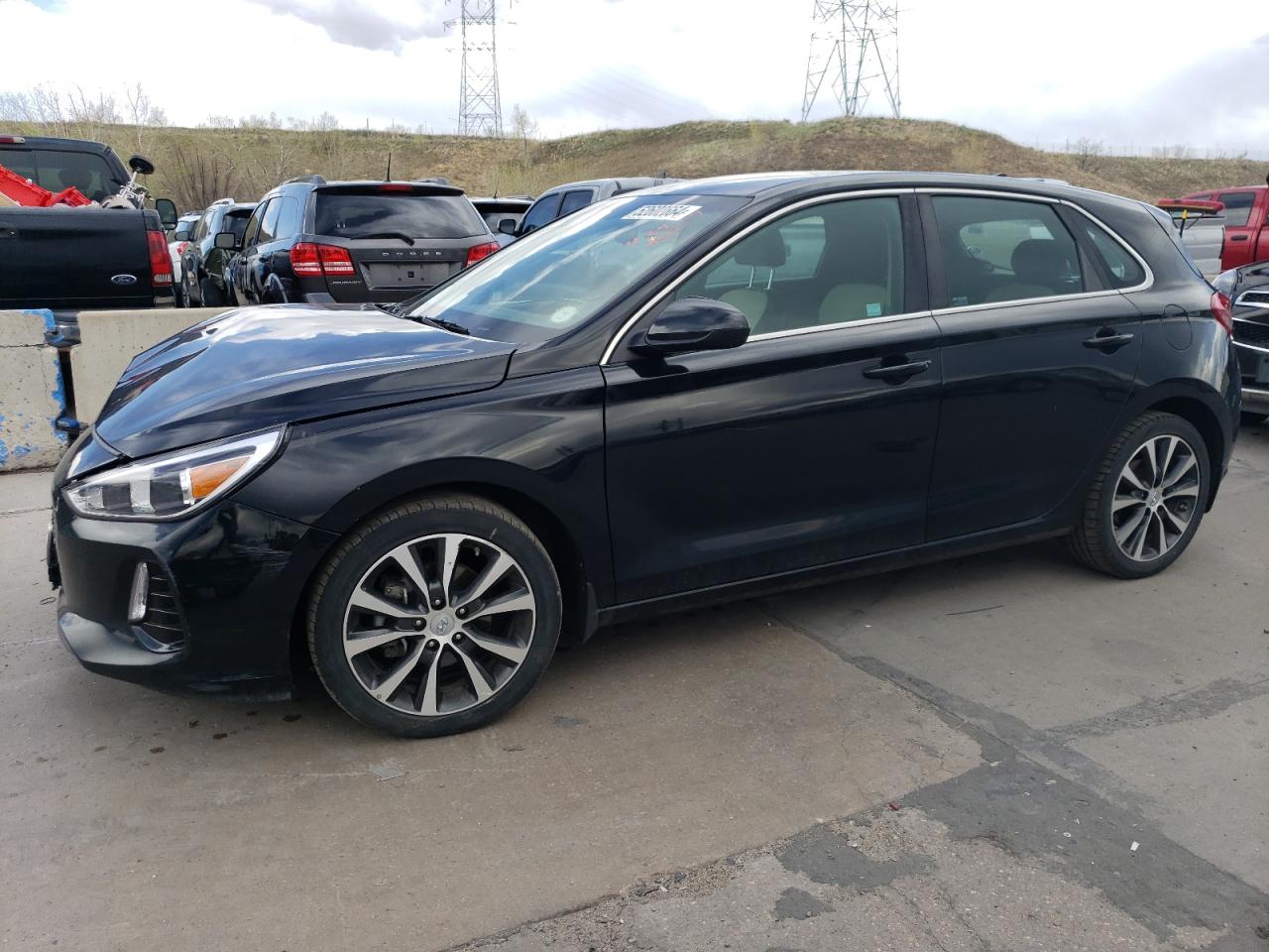 HYUNDAI ELANTRA 2018 kmhh35le3ju019923